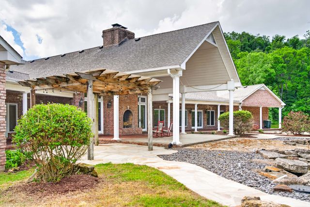 395B Allen Rd, Goodlettsville, TN 37072