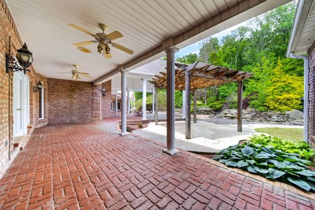 395B Allen Rd, Goodlettsville, TN 37072