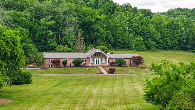 395B Allen Rd, Goodlettsville, TN 37072