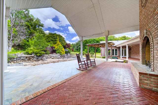 395B Allen Rd, Goodlettsville, TN 37072
