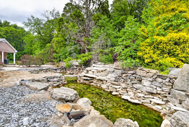 395B Allen Rd, Goodlettsville, TN 37072