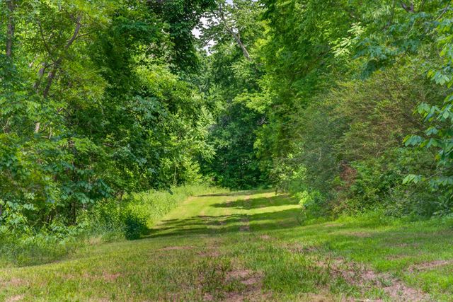 395B Allen Rd, Goodlettsville, TN 37072