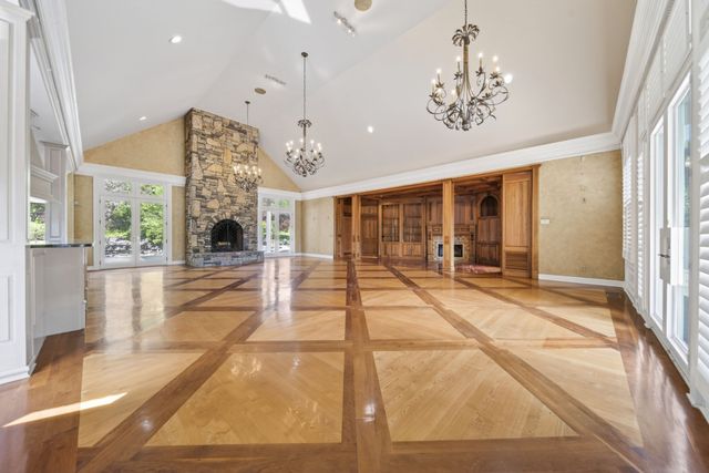 395B Allen Rd, Goodlettsville, TN 37072