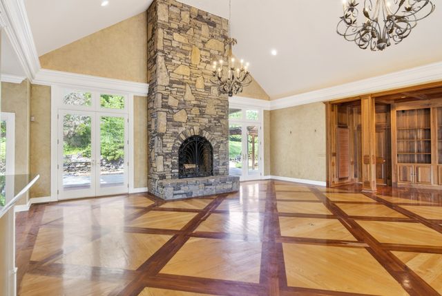 395B Allen Rd, Goodlettsville, TN 37072