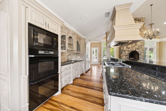 395B Allen Rd, Goodlettsville, TN 37072