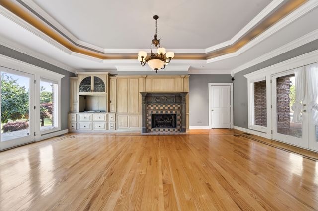 395B Allen Rd, Goodlettsville, TN 37072