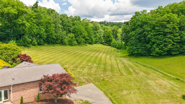 395B Allen Rd, Goodlettsville, TN 37072