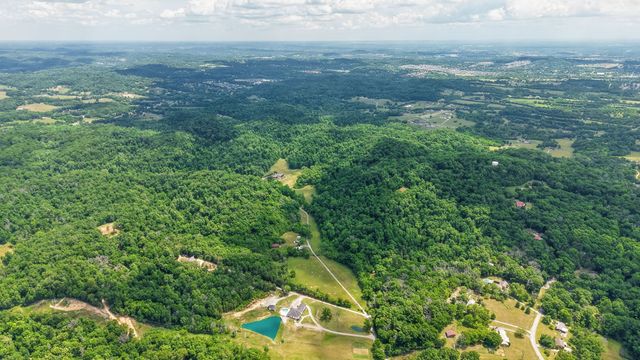 395B Allen Rd, Goodlettsville, TN 37072