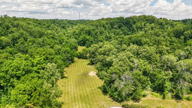 395B Allen Rd, Goodlettsville, TN 37072