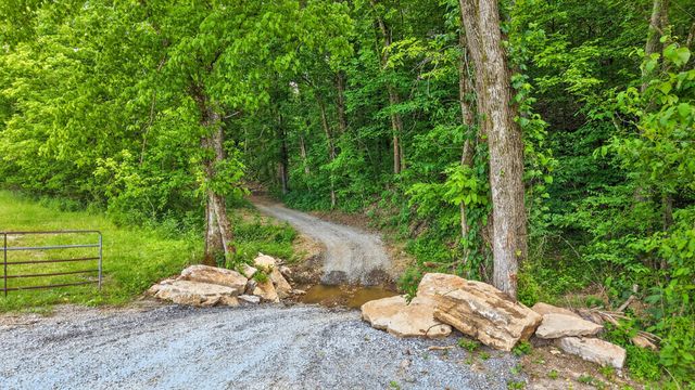 395B Allen Rd, Goodlettsville, TN 37072