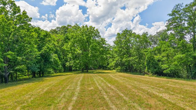 395B Allen Rd, Goodlettsville, TN 37072
