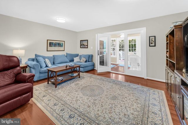 2708 N KENSINGTON ST, Arlington, VA 22207