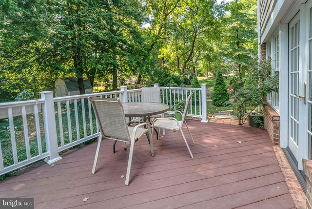 2708 N KENSINGTON ST, Arlington, VA 22207