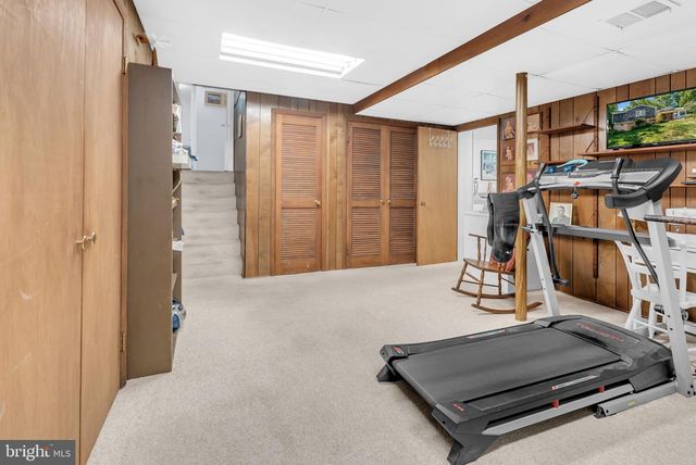 2708 N KENSINGTON ST, Arlington, VA 22207