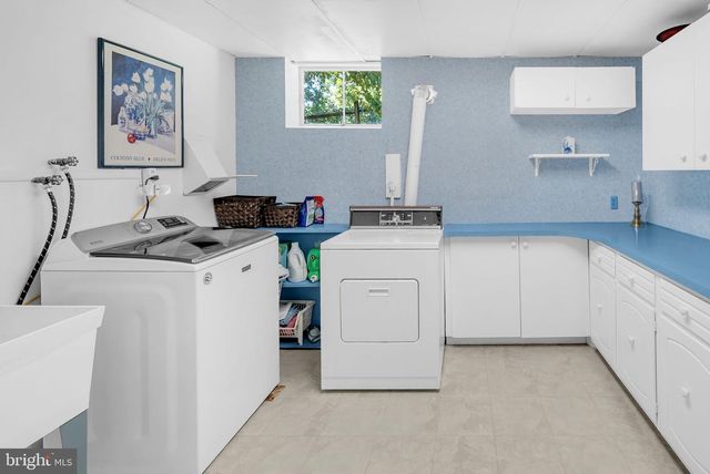 2708 N KENSINGTON ST, Arlington, VA 22207