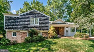 2708 N KENSINGTON ST, Arlington, VA 22207