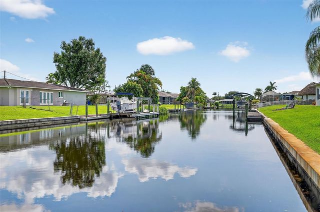 4638 VINSETTA AVENUE, North Fort Myers, FL 33903