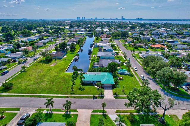 4638 VINSETTA AVENUE, North Fort Myers, FL 33903