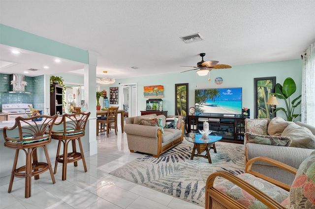 4638 VINSETTA AVENUE, North Fort Myers, FL 33903