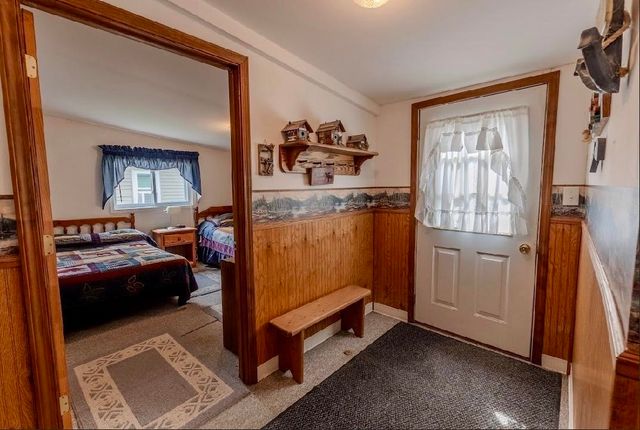 735 Pleasant Shores Street, Gladwin, MI 48624