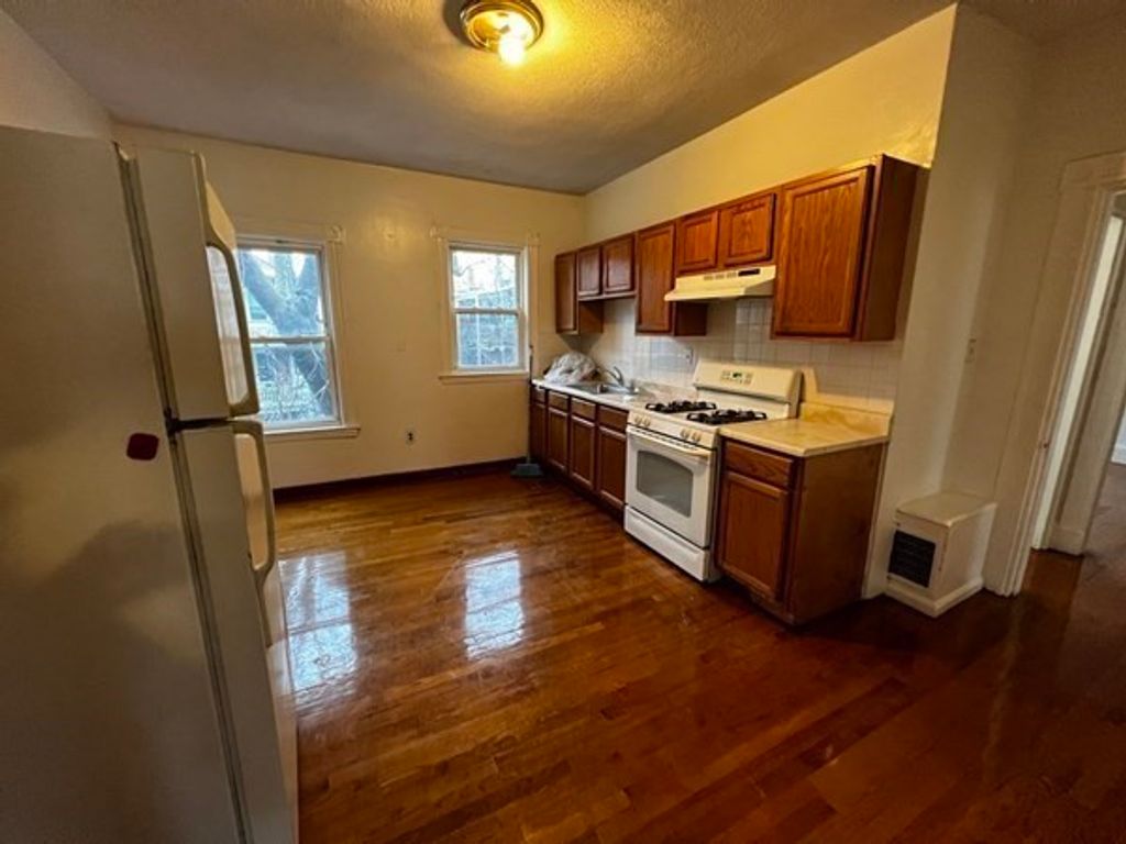 22 Bynner St 2, Boston, MA 02130