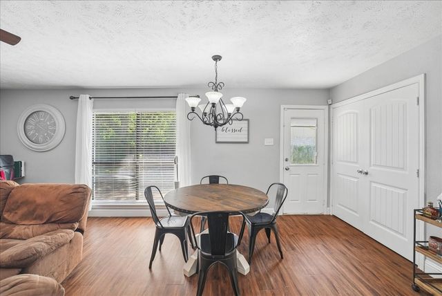 7313 Lee Drive, Forest Hill, TX 76140