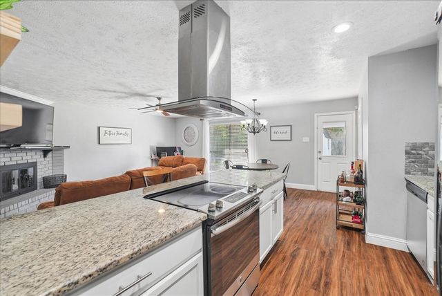 7313 Lee Drive, Forest Hill, TX 76140