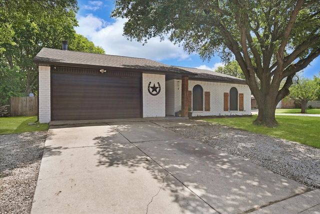 7313 Lee Drive, Forest Hill, TX 76140
