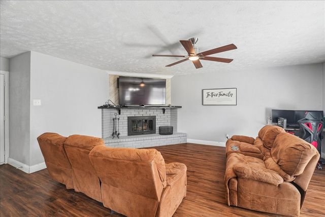 7313 Lee Drive, Forest Hill, TX 76140