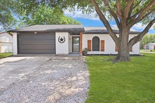 7313 Lee Drive, Forest Hill, TX 76140