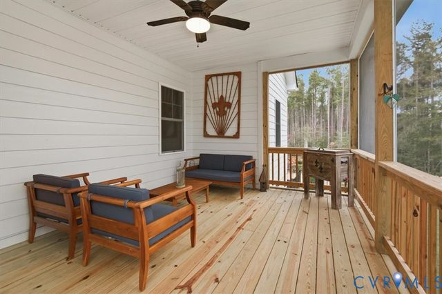 11560 Doronhurst Dr, Providence Forge, VA 23140