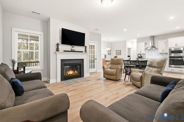 11560 Doronhurst Dr, Providence Forge, VA 23140