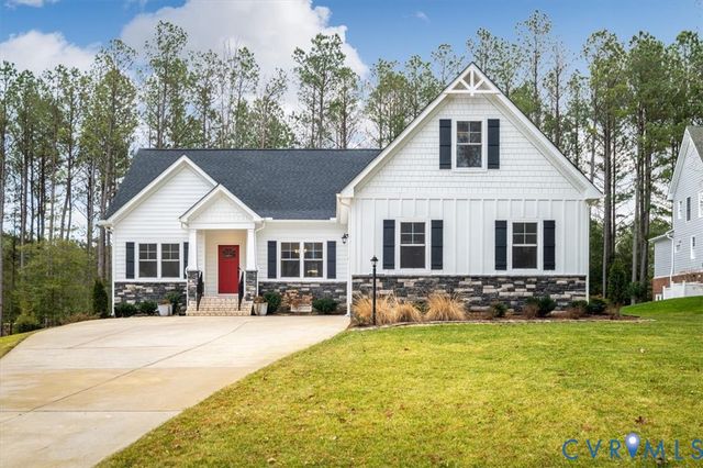 11560 Doronhurst Dr, Providence Forge, VA 23140