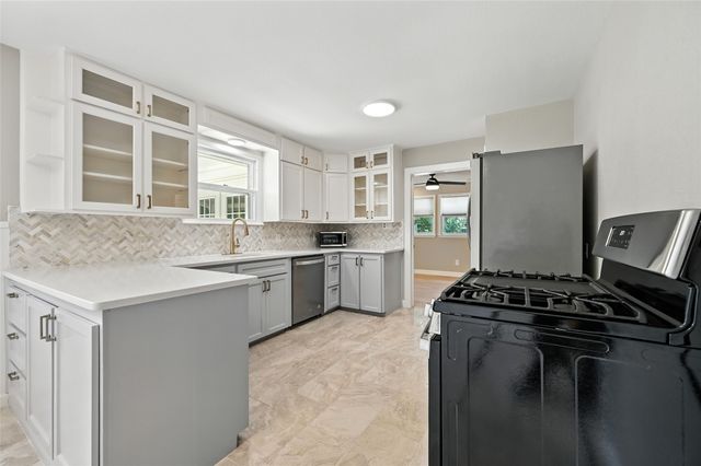 3216 Marys Lane, Fort Worth, TX 76116