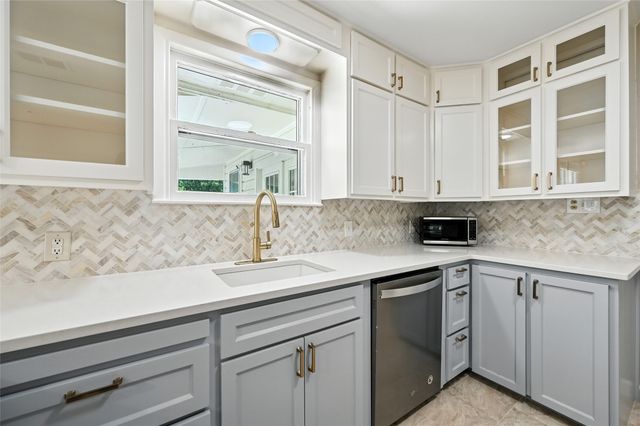 3216 Marys Lane, Fort Worth, TX 76116