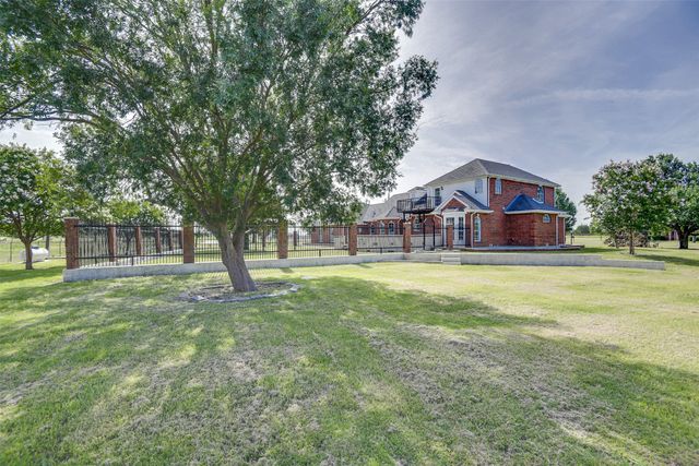 6603 Champion Road, Midlothian, TX 76065