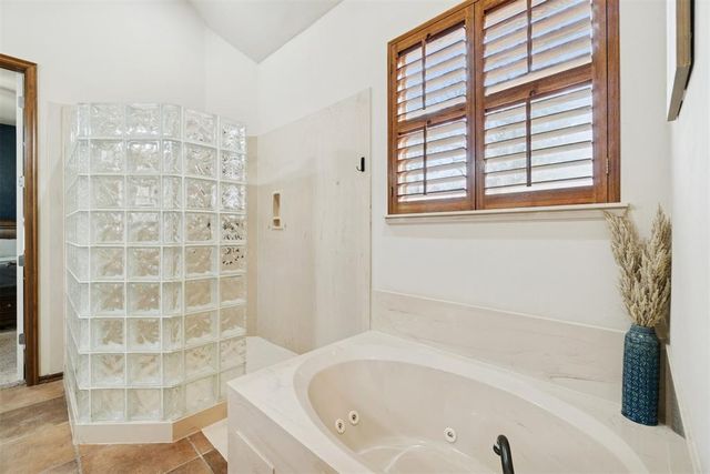 19416 Redbud Creek Circle, Harrah, OK 73045