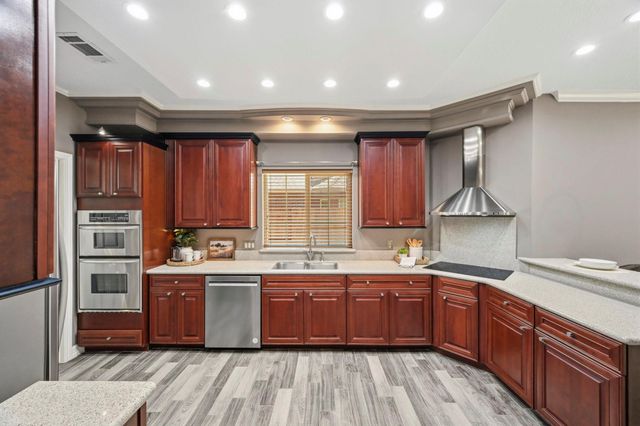 3603 Scenic Valley Drive, Houston, TX 77345