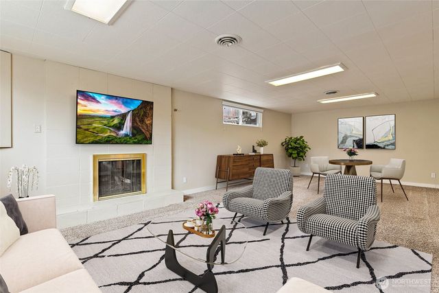 1511 N Orchard Street, Tacoma, WA 98406