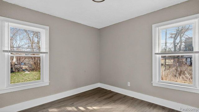 15820 Muirland Street, Detroit, MI 48238