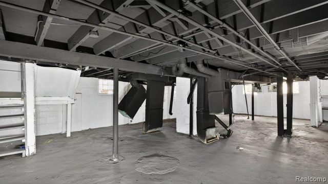 15820 Muirland Street, Detroit, MI 48238