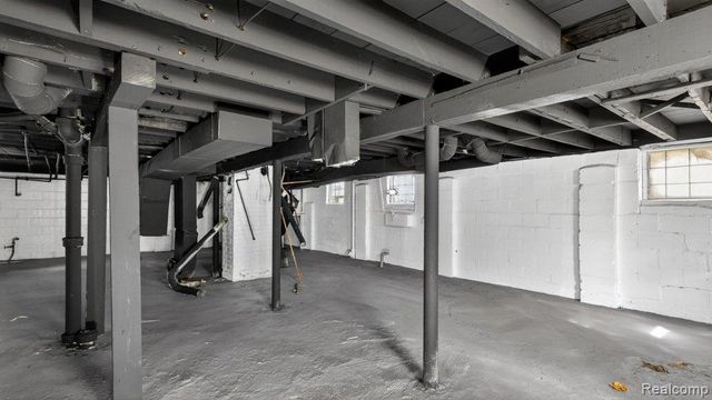 15820 Muirland Street, Detroit, MI 48238