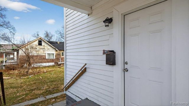 15820 Muirland Street, Detroit, MI 48238