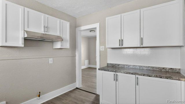 15820 Muirland Street, Detroit, MI 48238