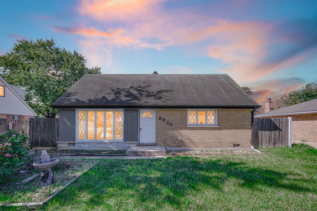 8930 Saratoga Drive, Bridgeview, IL 60455 — exterior