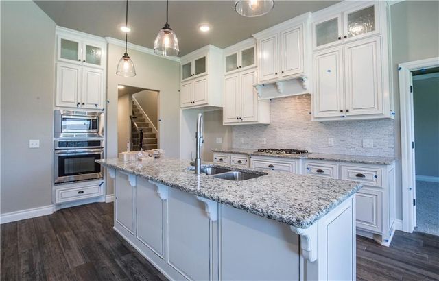 2609 Foxglove Lane, Edmond, OK 73013