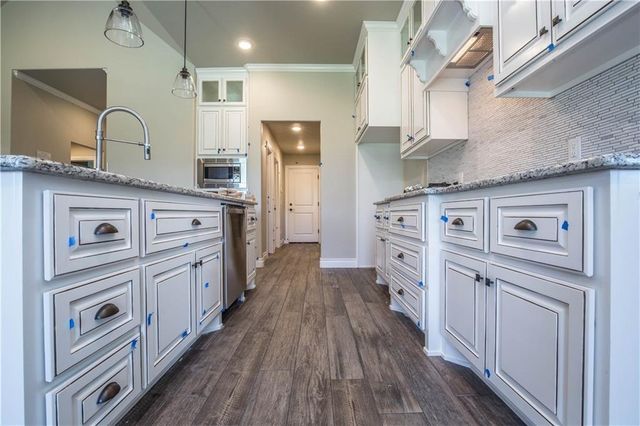 2609 Foxglove Lane, Edmond, OK 73013