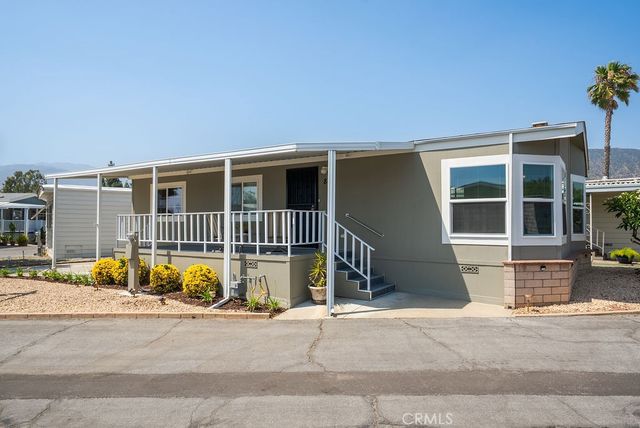 840 E Foothill 84, Azusa, CA 91702