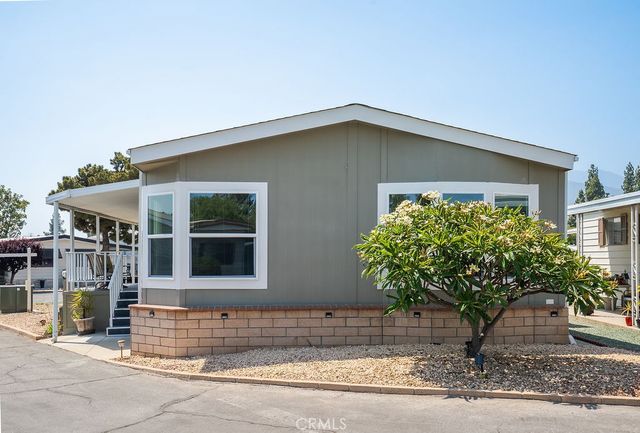 840 E Foothill 84, Azusa, CA 91702