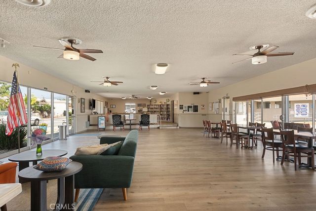 840 E Foothill 84, Azusa, CA 91702